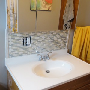 Modern Bathroom Backsplash Ideas