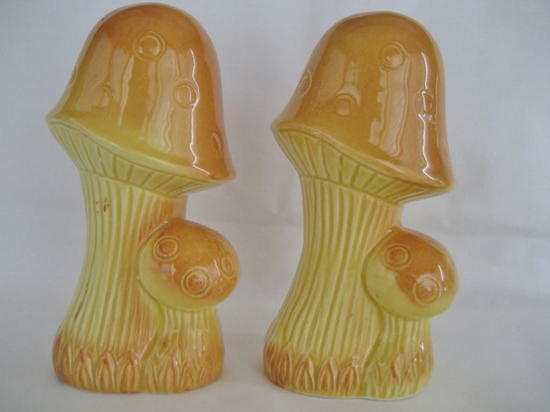 Mushroom Salt And Pepper Shakers