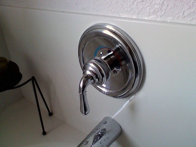 Older Moen Bathroom Faucets