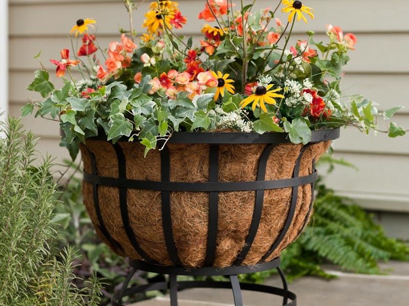 Outdoor Metal Plant Stands