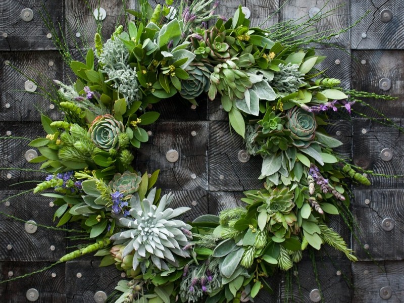 Outdoor Wreaths For Doors