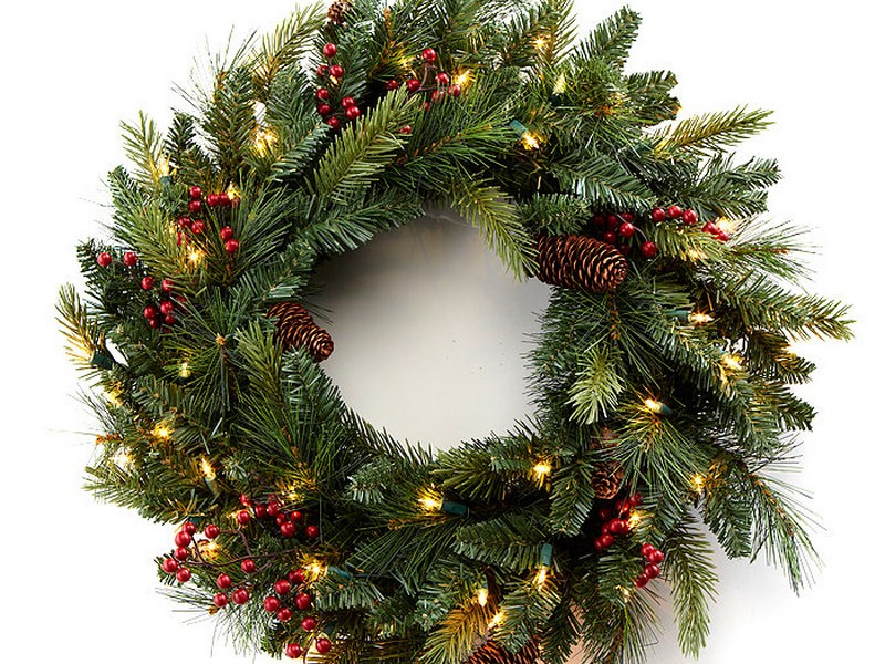 Prelit Christmas Wreaths