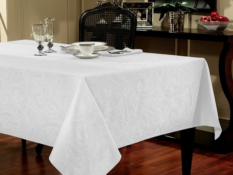 Ralph Lauren Table Linens