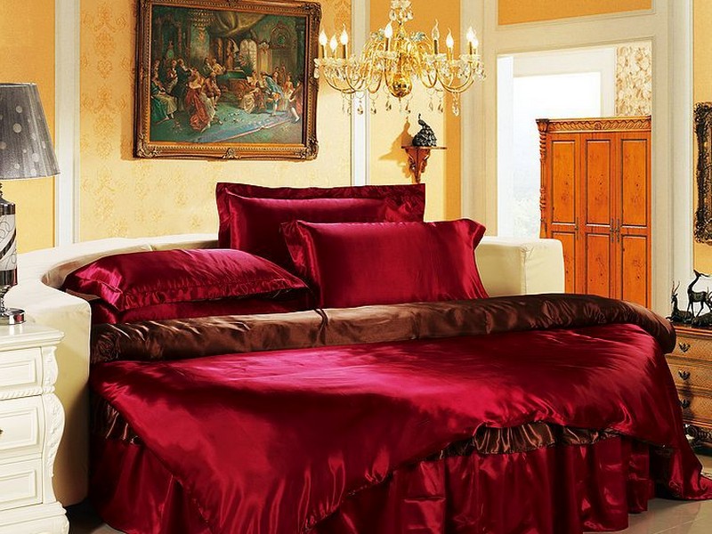 Round Bed Sheets And Comforters