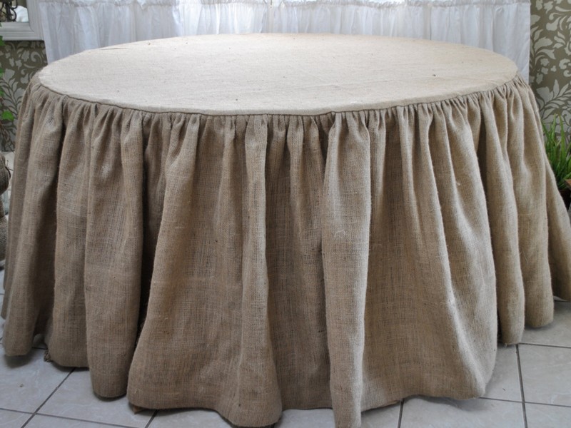 Round Ruffled Burlap Tablecloth