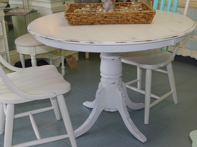 Round White Distressed Dining Table