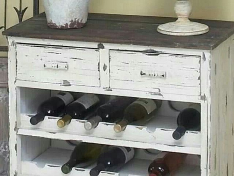 Rustic Wall Wine Rack