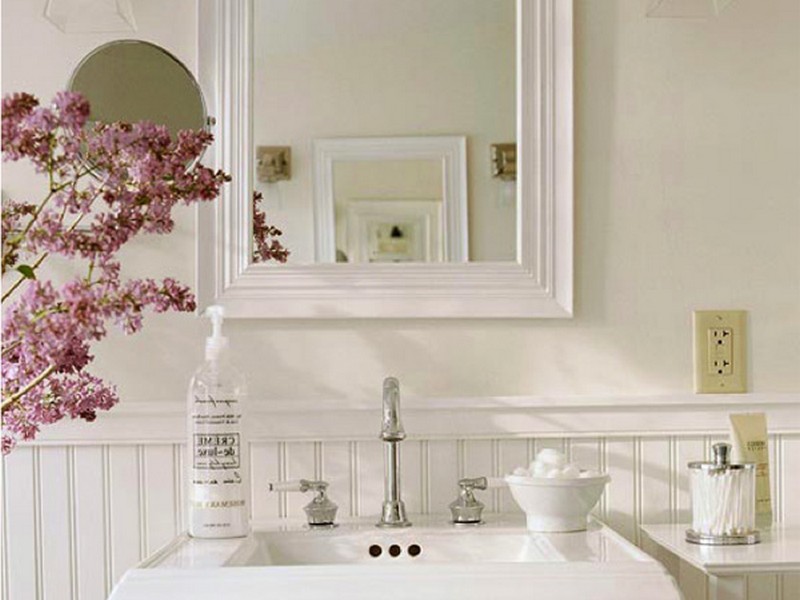 Shabby Chic Bathroom Decorating Ideas