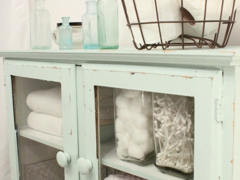 Shabby Chic Bathroom Storage Ideas