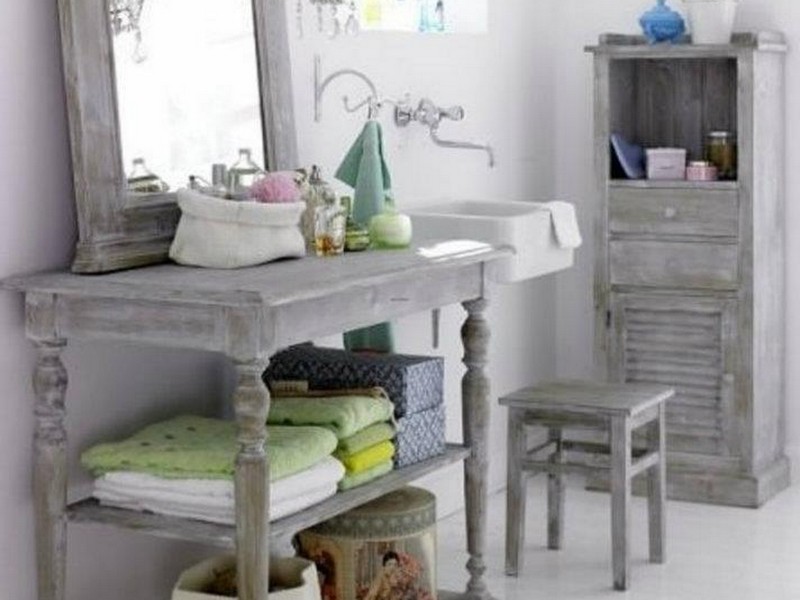 Shabby Chic Bathroom Wall Decor