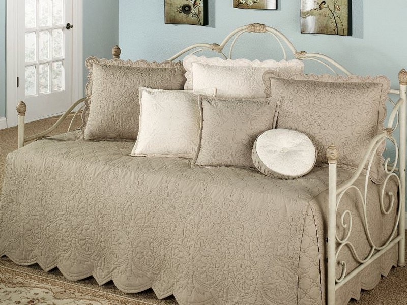 Shabby Chic Daybed Bedding Sets