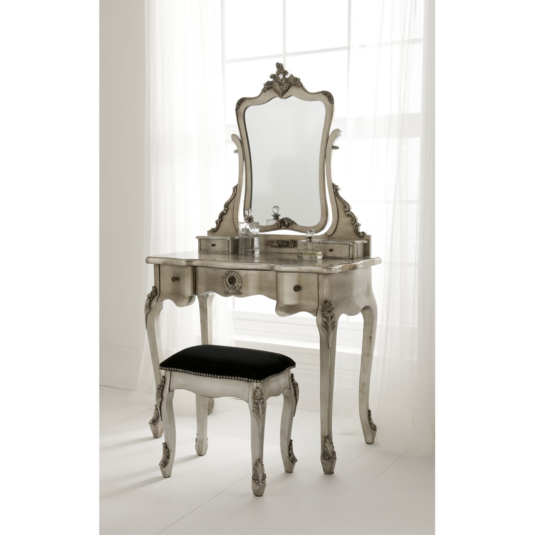 Silver Vanity Table Set