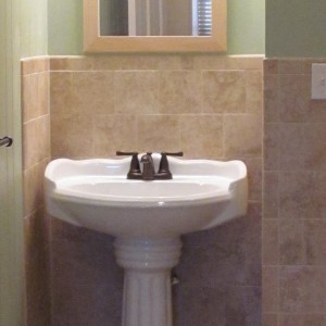 Small Pedestal Sinks For Small Bathrooms