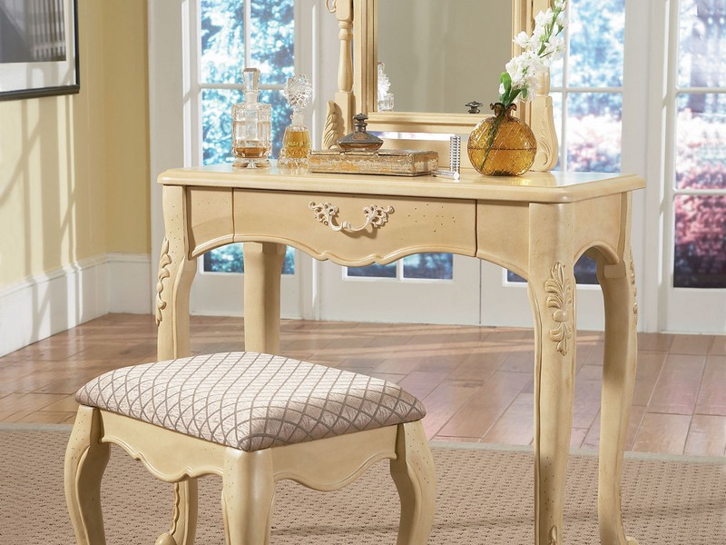 Small Vanity Table Without Mirror