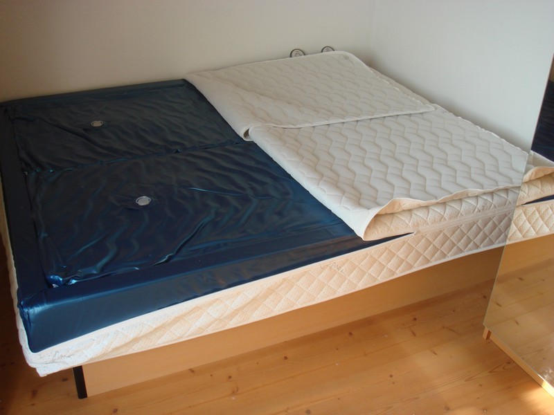 Softside Waterbed Mattress Cover