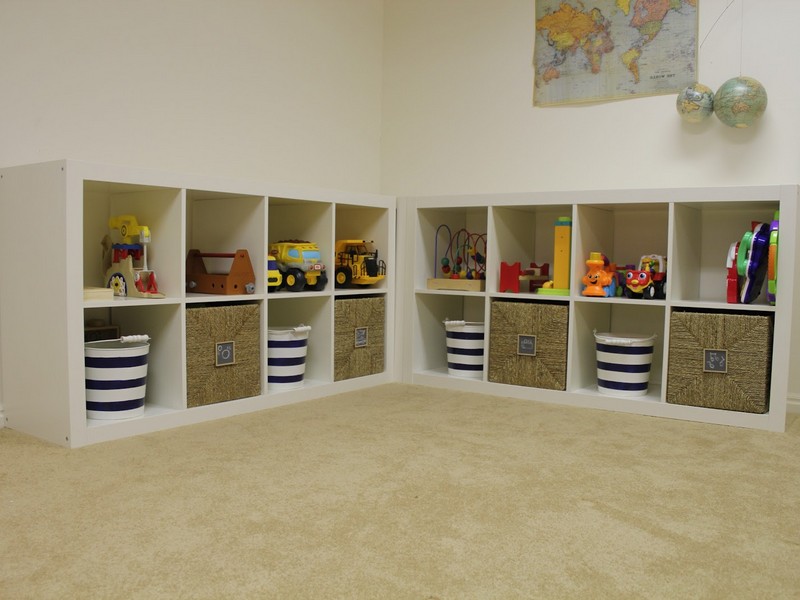 Storage Cubes With Baskets