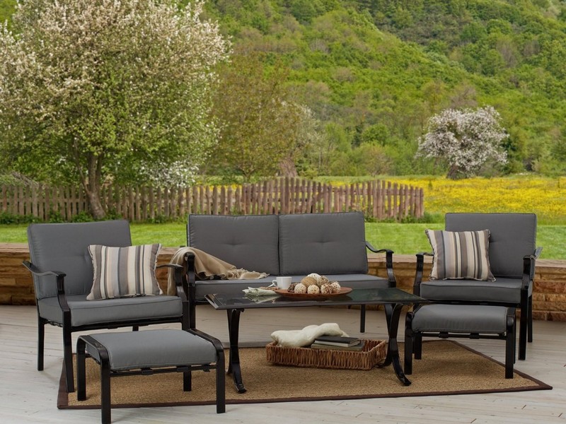 Strathwood Outdoor Furniture