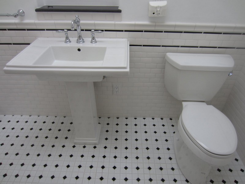 Subway Tile Bathrooms Black And White