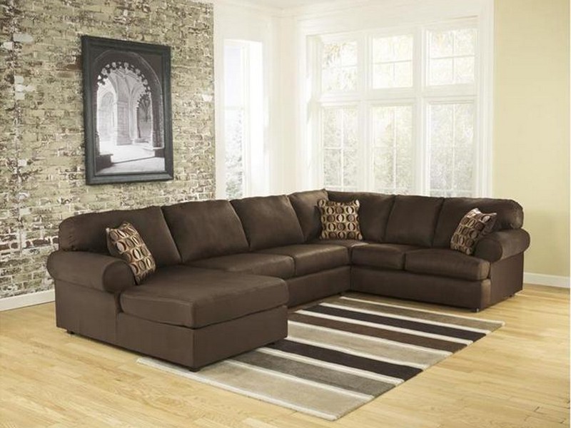 Three Piece Sectional With Chaise