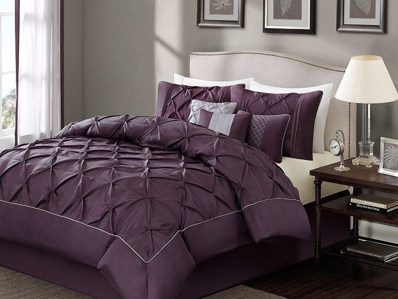 Tufted Comforter Set