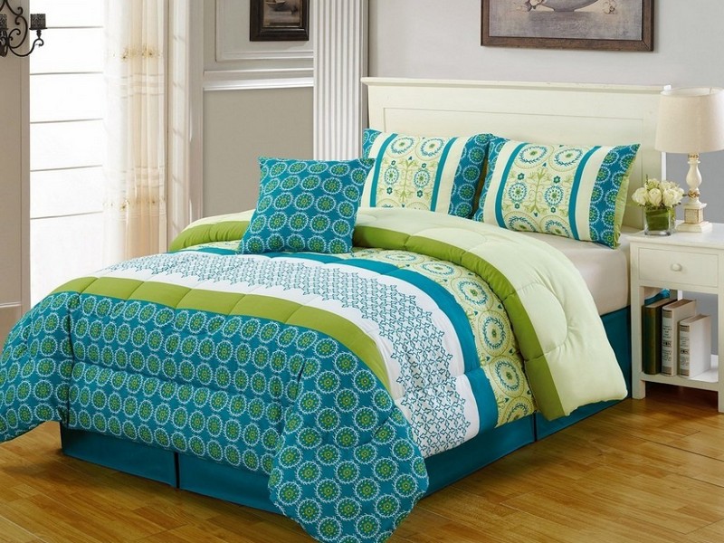 Turquoise And Green Bedding