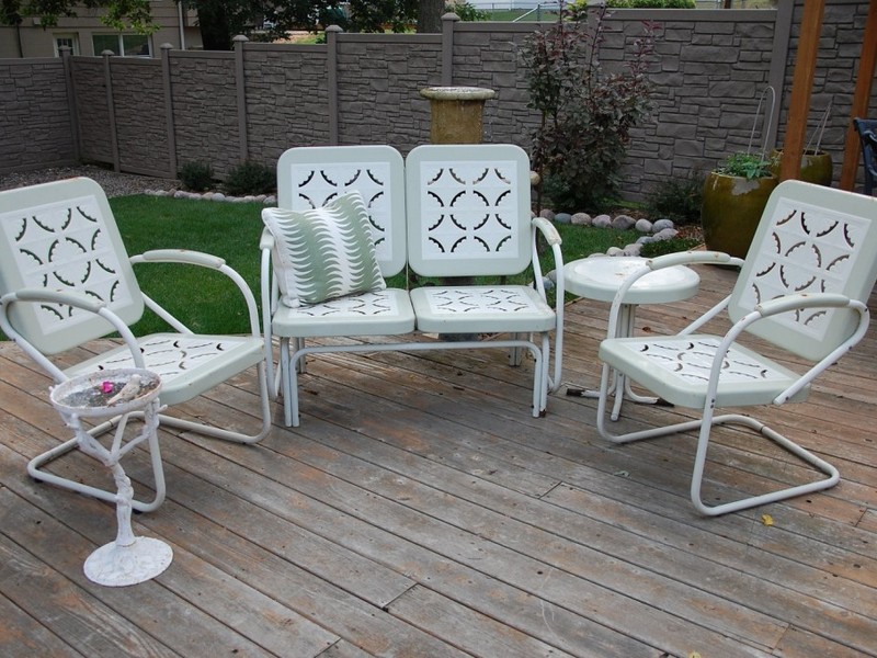 Vintage Metal Patio Furniture