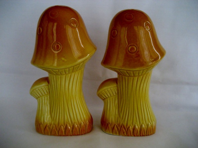 Vintage Mushroom Salt And Pepper Shakers