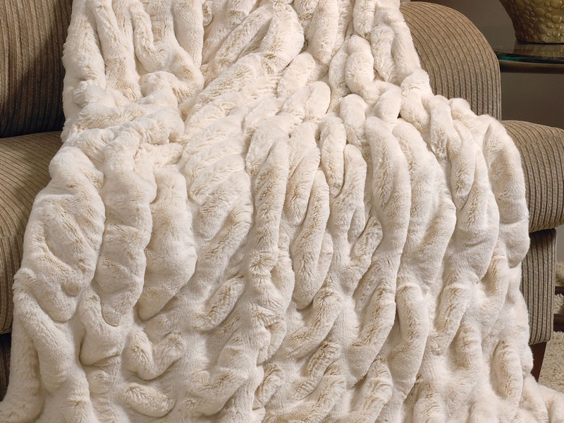 White Faux Fur Throw Blanket