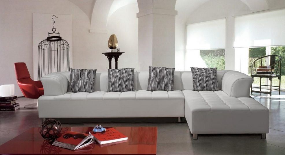 White Leather Sectional Sofa With Chaise