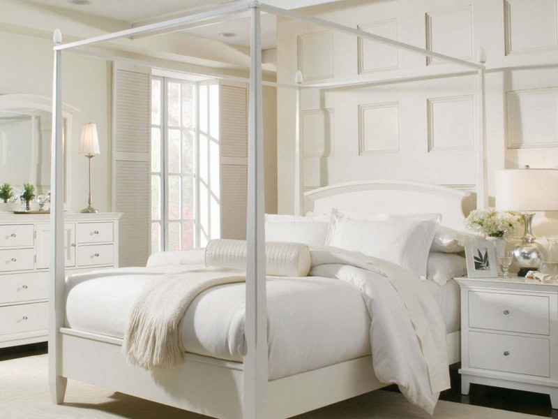 White Queen Canopy Bed