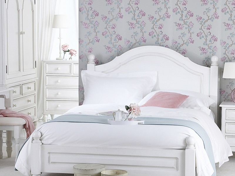 White Shabby Chic Bed Frame